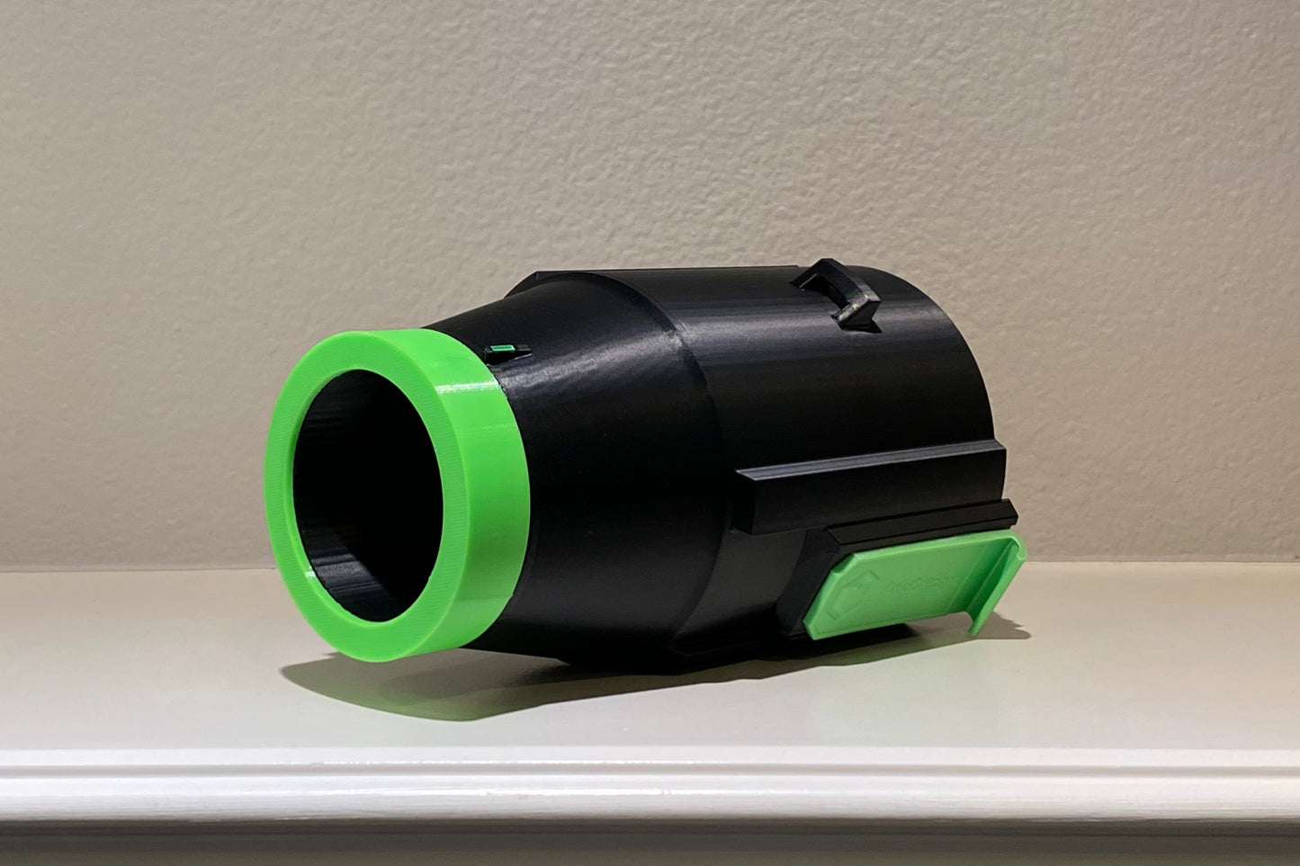 Car Drying Short Nozzle for EGO leaf blowers, built with shoulder strap anchor point, with potential of drying the roof top of large vehicles, SUV, RV, bus...