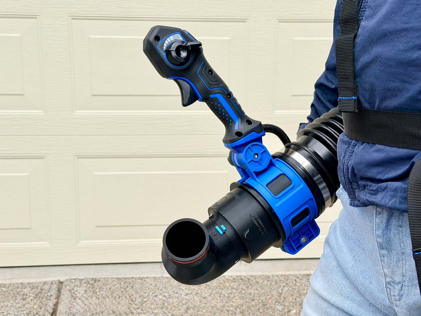 ArloCatcher High Gutter Cleaning Kit for Backpack leaf blowers: Kobalt 80V 850CFM, Greenworks 80V 750 CFM, RYOBI 40V 850CFM – Clean Two-Story Gutters from the Ground