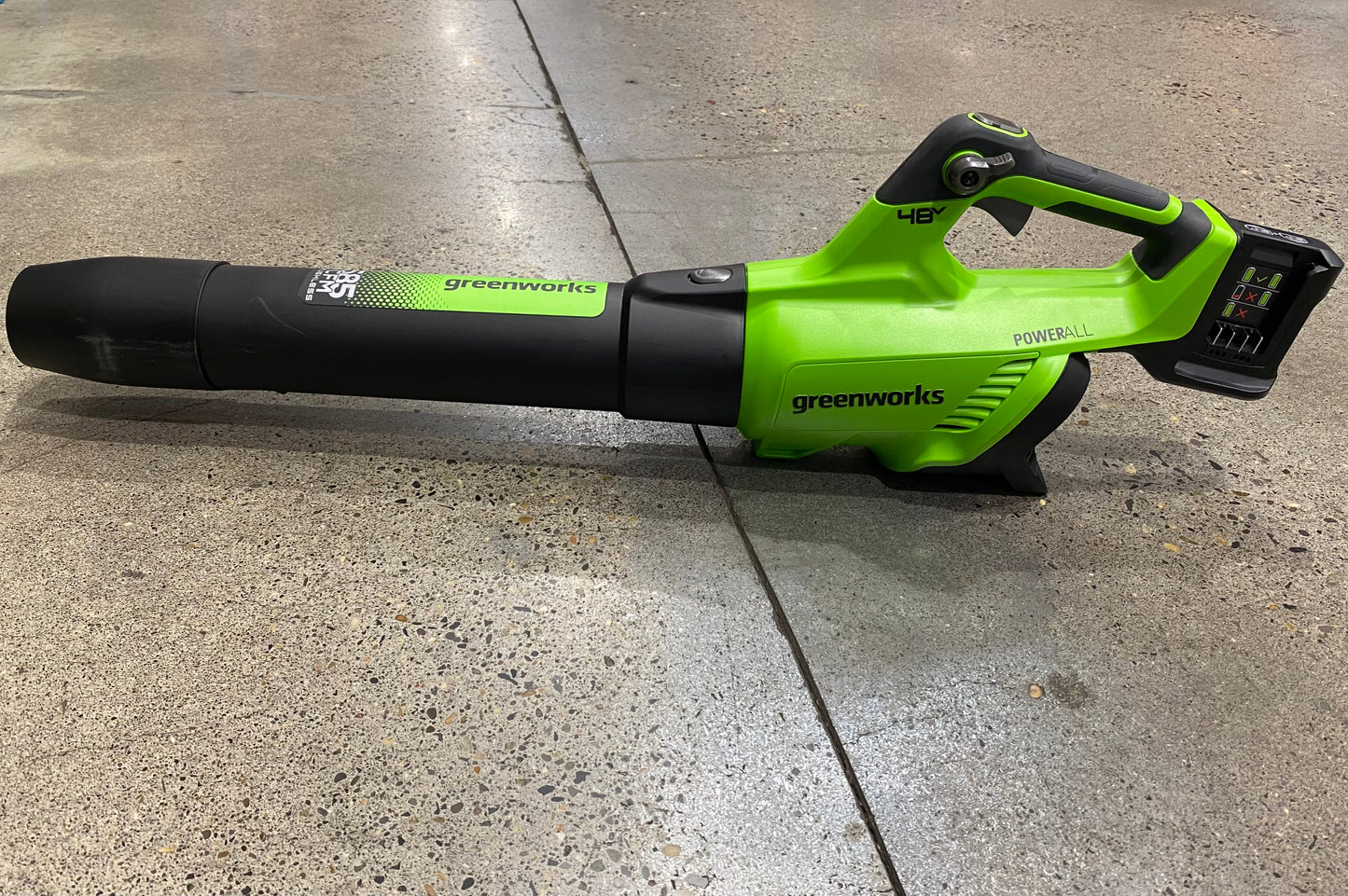 Car Drying Short Nozzle for Greenworks Pro 760, 730, 700, 610, 585 (BLE402), 550, 515, 500 CFM leaf blower, with potential of drying the roof top of large vehicles, RV, SUV, bus...