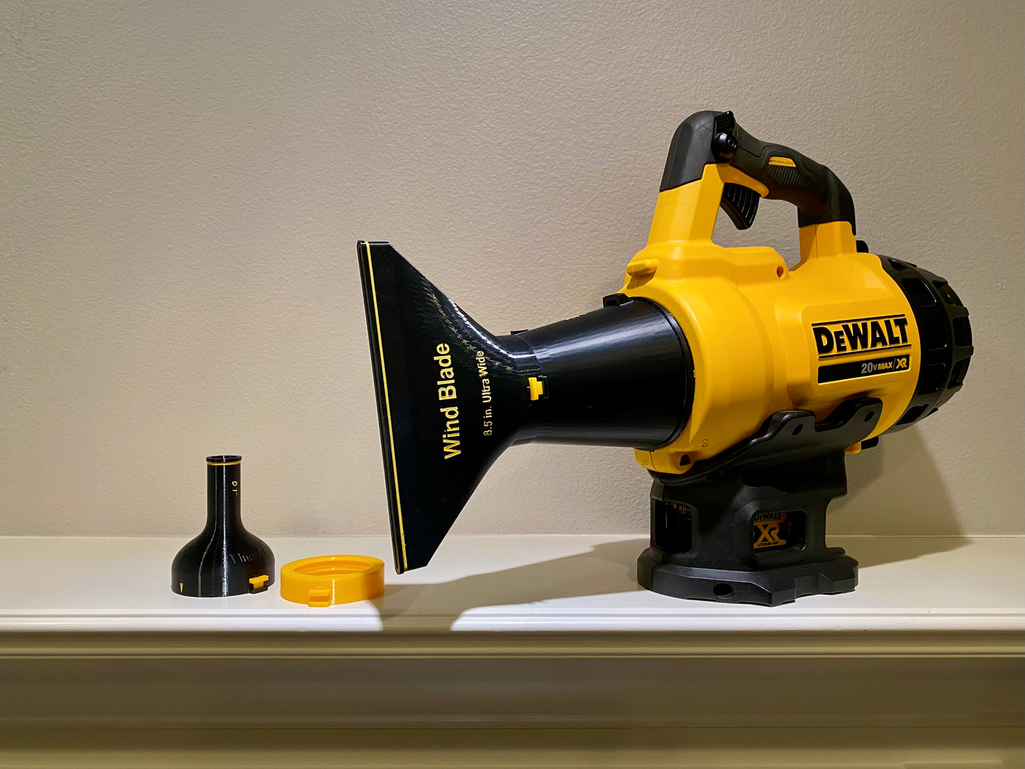 Car Drying Short Nozzle For DeWALT Leaf Blowers, 20V MAX XR and 60V Max FlexVolt, with potential of drying roof top of large vehicles, SUV, RV, bus...