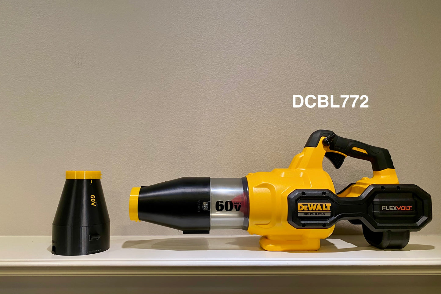 Car Drying Short Nozzle For DeWALT Leaf Blowers, 20V MAX XR and 60V Max FlexVolt, with potential of drying roof top of large vehicles, SUV, RV, bus...