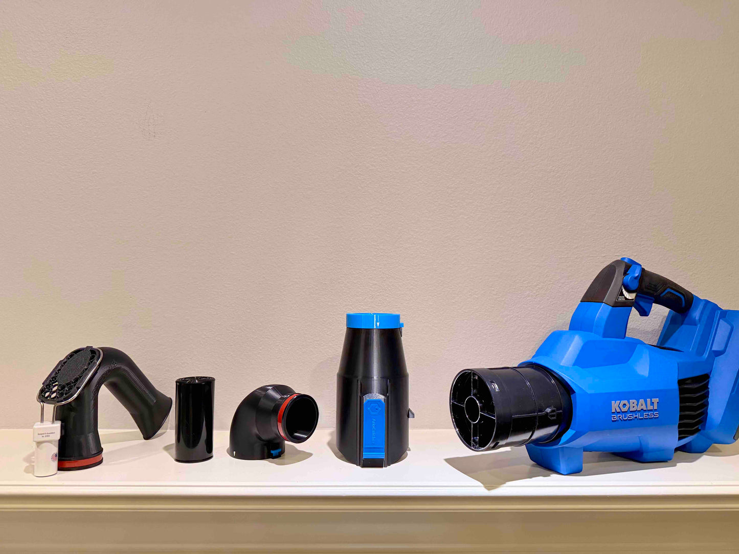 Arlocatcher Gutter Cleaner Kits are compatible with Kobalt leaf blowers and can clean gutters from the ground